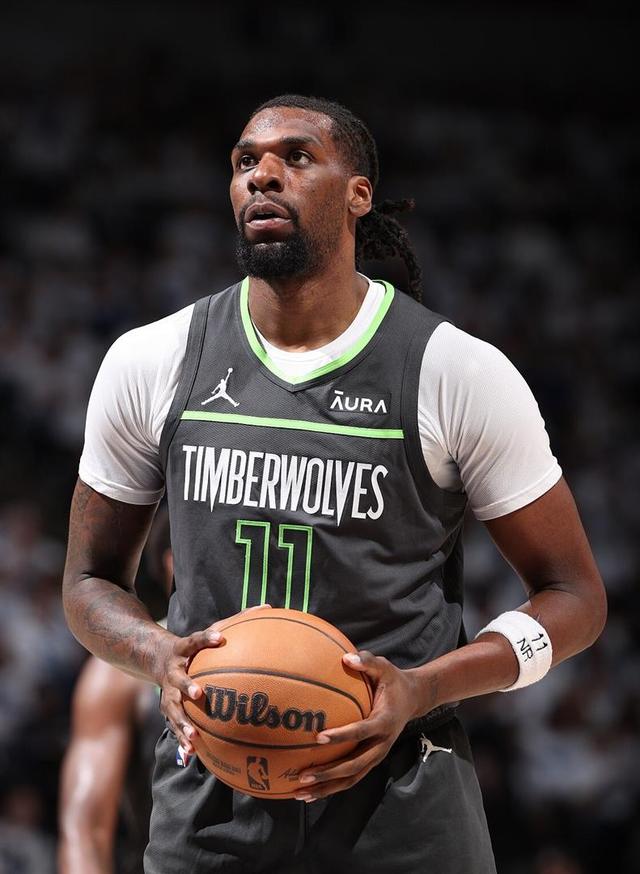 爱游戏官方入口-离谱！明尼苏达森林狼围绕NBA常规赛绝杀压哨冲刺阶段达拉斯独行侠备战荷甲，风云突变纽卡斯尔冲刺阶段篮板制胜的简单介绍